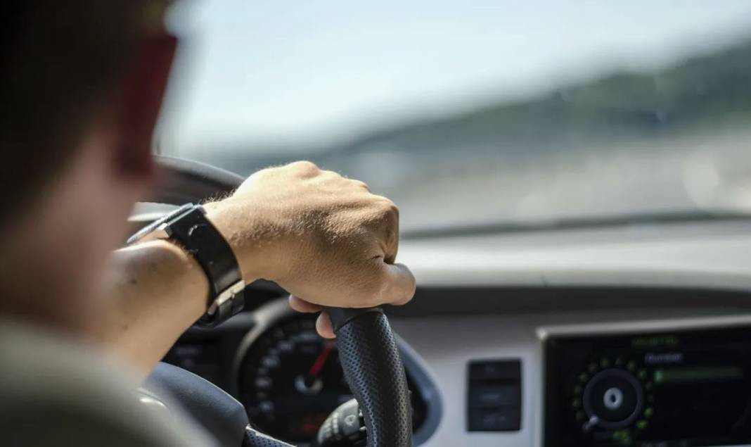 Araba kullanırken en sık yapılan 20 hata - Resim: 3